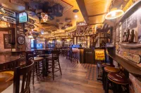 Tara Hotel - Bares