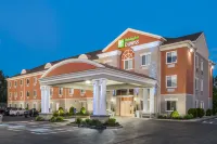 Holiday Inn Express & Suites 1000 ISLANDS - GANANOQUE by IHG