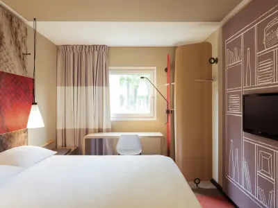 Ibis Carlos Barbosa Hotels near Domno Importadora Winery