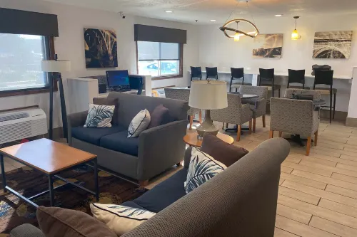 Baymont by Wyndham Danville IL - 駐車場