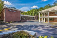 Days Inn by Wyndham Elmsford / White Plains Hotels in White Plains
