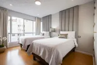 OceanFront Larcomar Apartments - Beach
