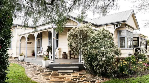 Glencoe Country Bed and Breakfast in Devonport