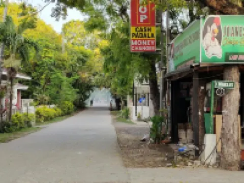 Rizzyfina Commercial Plaza
