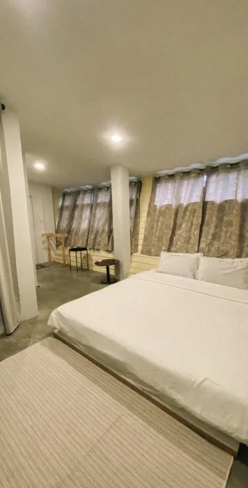 ห้องสตูดิโอ เตียงคิง