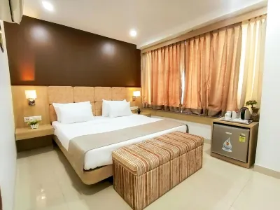 Ghar 365 Residency Hotel a 