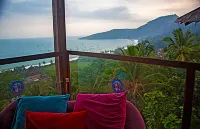 Villa Karang Aji - Pemandangan Pantai