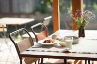 waterside cottage Heron - breakfast
