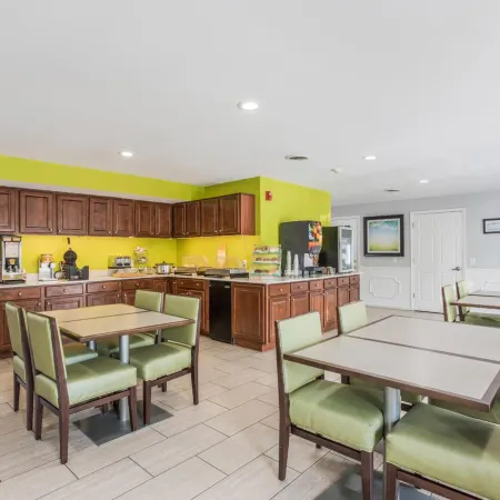 Quality Inn Gallatin-Nashville Metro