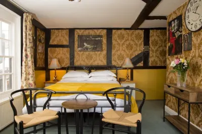 The Sun Hotel ウエストゲート周辺のホテル