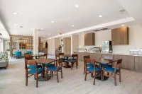 Comfort Inn & Suites Destin Near Henderson Beach Hotels in Destin