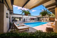 KC Hotel San Jose - Pools