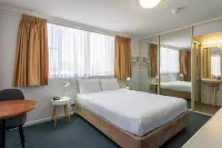 Port Aloha Motel Hotels in Port Macquarie