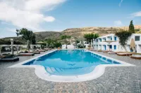 Lagada Beach Hotel - Pool