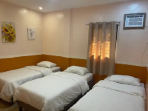 Little Nena's Hometel Hoteles en Daraga