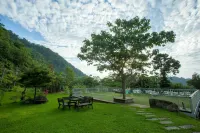 丘上行館 Ji Long Trail附近的飯店