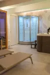 Hotel Alexander & Spa - Airport Shuttle