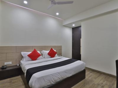 Hotel Grand Ambience