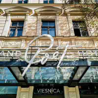 Grand Poet Hotel and Spa by Semarah Hotel Exterior