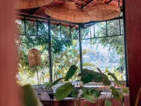 Vinsons Cottages Hotels in Colva