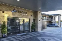 Astro Dish Motor Inn - 4-Sterne