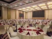 The Grand Platinum Jakarta Hotels near Art:1