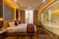 Monsoon Courtyard Luxury Hotel - spa