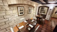 Altes Pfarrhaus Hotel Und Restaurant - Pemandian Air Panas
