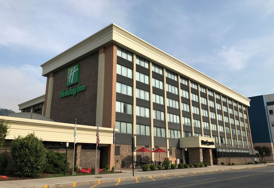 Holiday Inn Johnstown-DowntownOver view