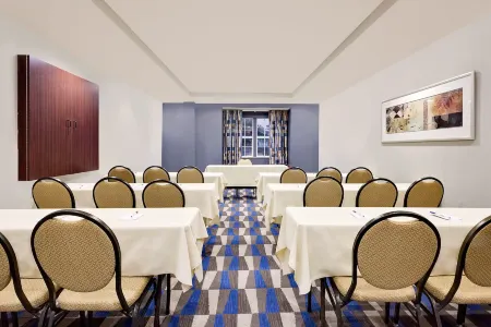 Microtel Inn & Suites by Wyndham Middletown