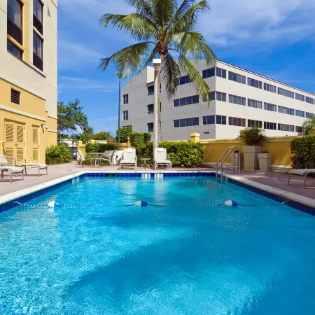 Holiday Inn Express & Suites KENDALL EAST - MIAMI by IHG
