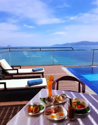 King Town Grand Hotel & Wedding Center Hôtels à : Nha Trang