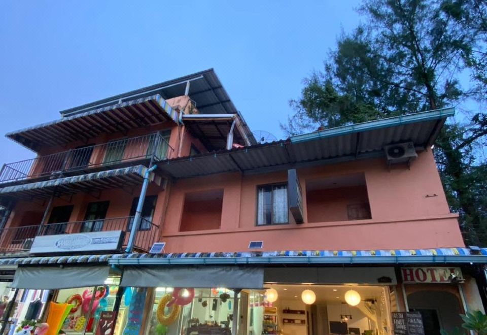 hotel overview picture