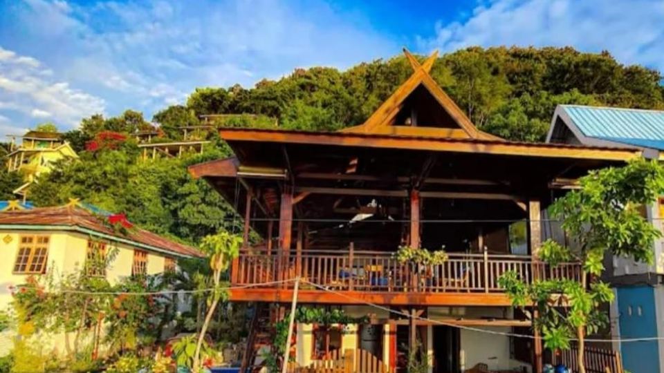 Cool Breeze Authentic Hotel Labuan Bajo Komodo