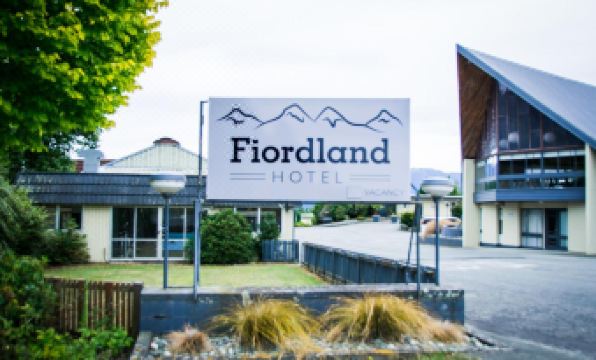 Fiordland Hotel