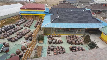 Najoo sunflowerstay Отели в г. Наджу