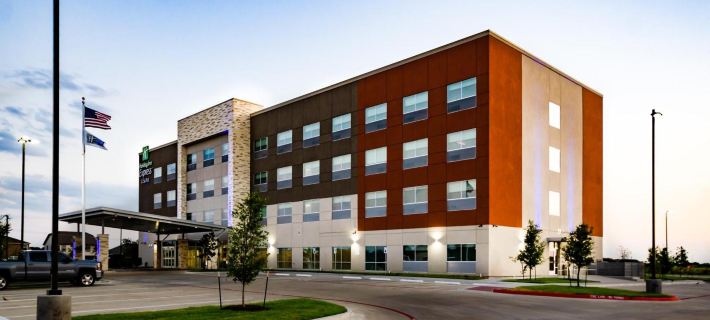 Holiday Inn Express & Suites TAYLOR by IHG Hotels in Williamson County