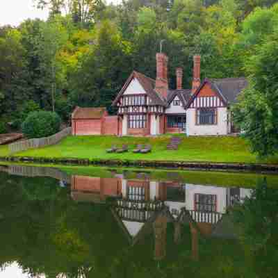 Cliveden House - an Iconic Luxury Hotel Hotel Exterior