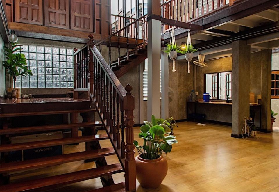 모멘토 하우스의 깔끔한 외관 및 입구 이미지