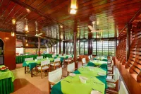 Beach and Lake Ayurvedic Resort, Kovalam - Aamiainen