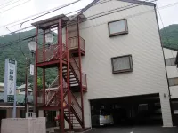 Sudomari Hotel Roman Tsutsuji - بيوت ضيافة