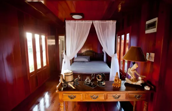 甘烹碧客房酒店