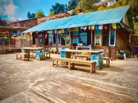 Junglaat Stays & Experiences