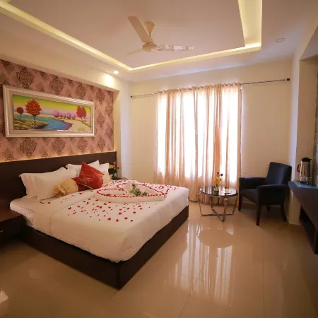 Prabhaa Grand Inn