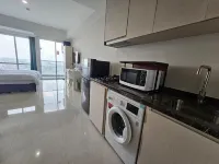 Green Sedayu Apartment Family by Ellison