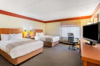 La Quinta Inn & Suites by Wyndham Raleigh Cary