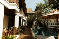 Athena Hotel