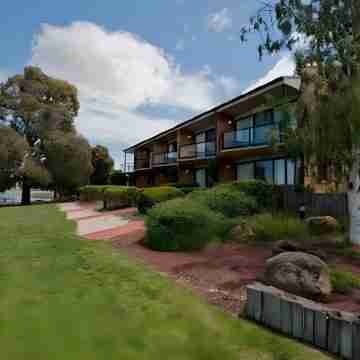 Club Mulwala Resort Hotel Exterior