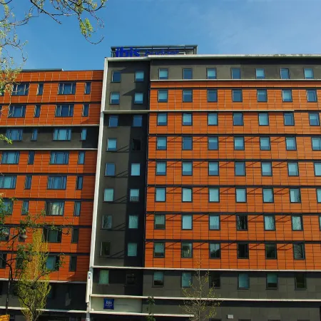 Ibis Budget Paris Porte de la Chapelle - Aréna