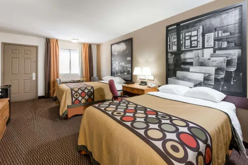 Deluxe Inn & Suites Hotels in Junction City